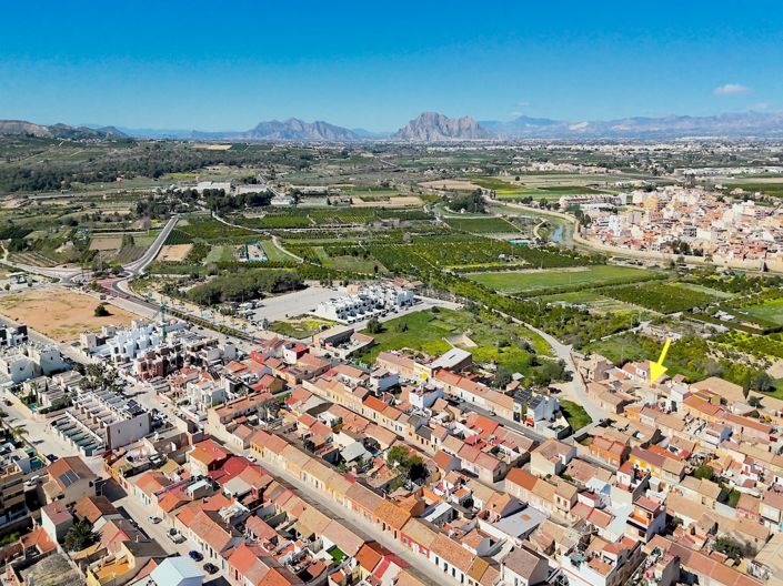 Image No.2-2 Bed Townhouse for sale