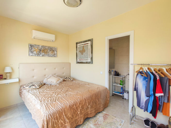 Image No.26-Villa de 4 chambres à vendre à Villamartin