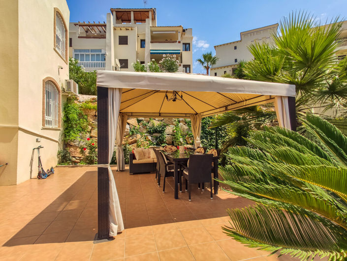 Image No.3-4 Bed Villa for sale