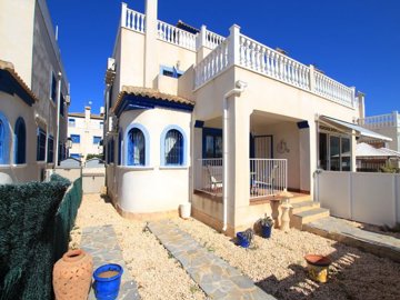 49384stunning3bed2bathvillagepropertywithgrea