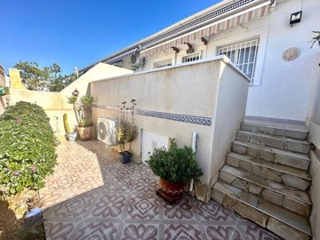 49383roomytwobedroombungalowforsaleinpueblobr