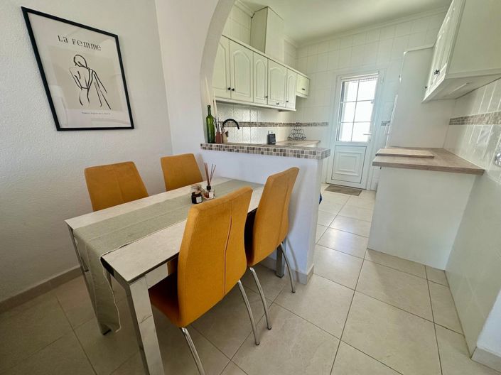 Image No.6-2 Bed Townhouse for sale