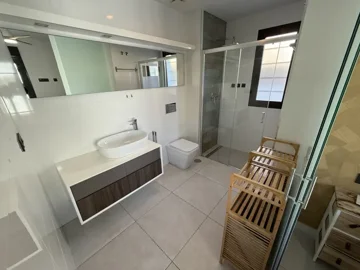 49402onelevelvillawithprivatepoolinlomasdecab