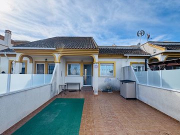 49401charmingvillagebungalowwithaselfcontaine