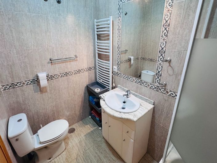 Image No.13-3 Bed Townhouse for sale