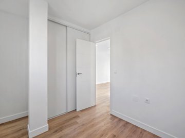 49399roomyandhighlyversatilesemidetachedvilla