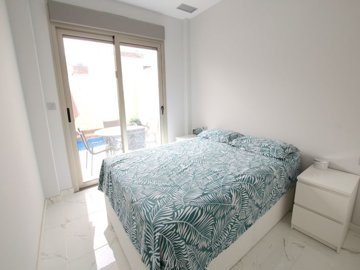 49397modernandelegantsouthfacingthreebedroomv