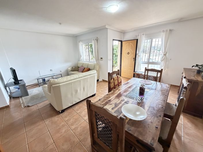 Image No.5-2 Bed Townhouse for sale