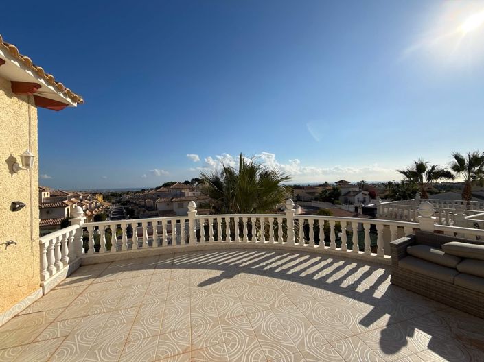 Image No.24-3 Bed Villa for sale