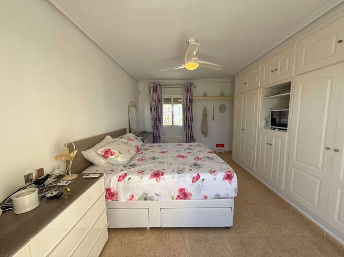 Image No.9-3 Bed Villa for sale