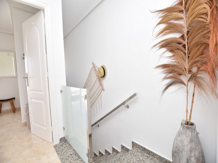 Image No.19-2 Bed Townhouse for sale