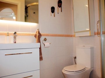 49411roomythreebedroompropertywalkingdistance