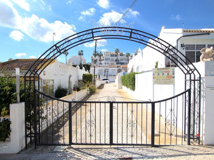 Image No.22-2 Bed Townhouse for sale