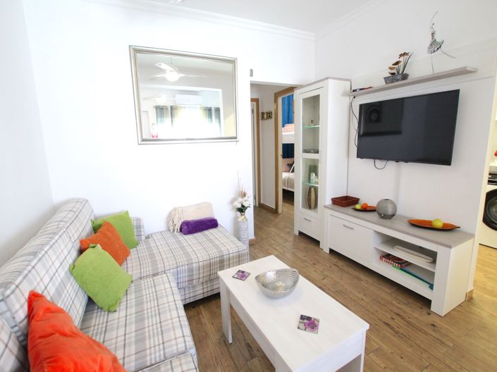 Image No.9-2 Bed Townhouse for sale