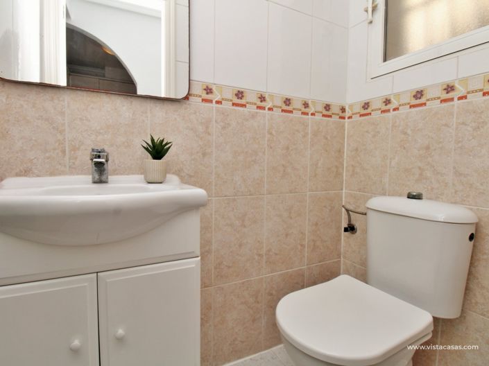 Image No.13-3 Bed Townhouse for sale