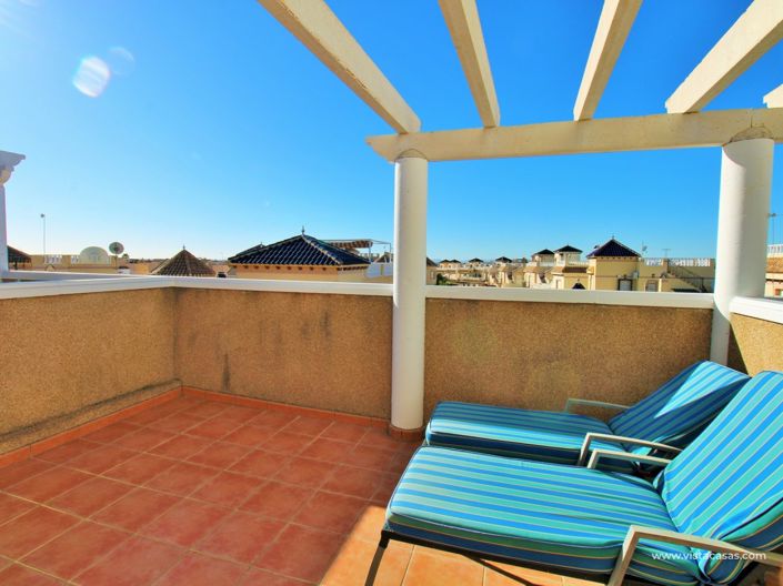 Image No.26-3 Bed Townhouse for sale