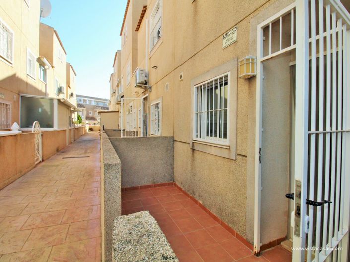Image No.30-3 Bed Townhouse for sale