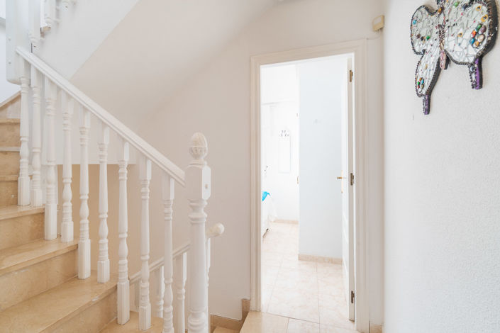 Image No.16-2 Bed Townhouse for sale