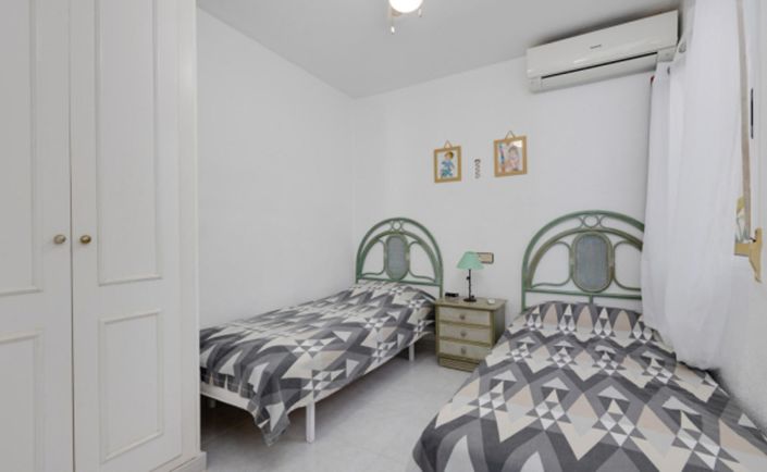 Image No.10-3 Bed Apartment for sale