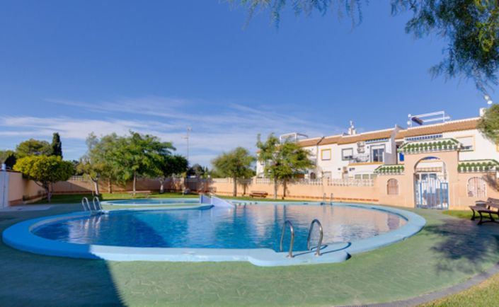 Image No.14-3 Bed Apartment for sale