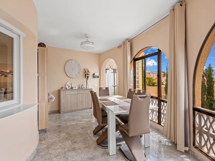 Image No.14-5 Bed Villa for sale