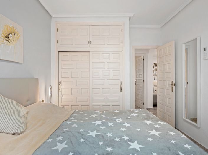 Image No.28-5 Bed Villa for sale