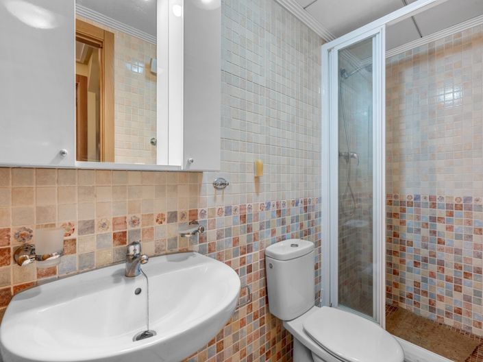 Image No.23-3 Bed Townhouse for sale