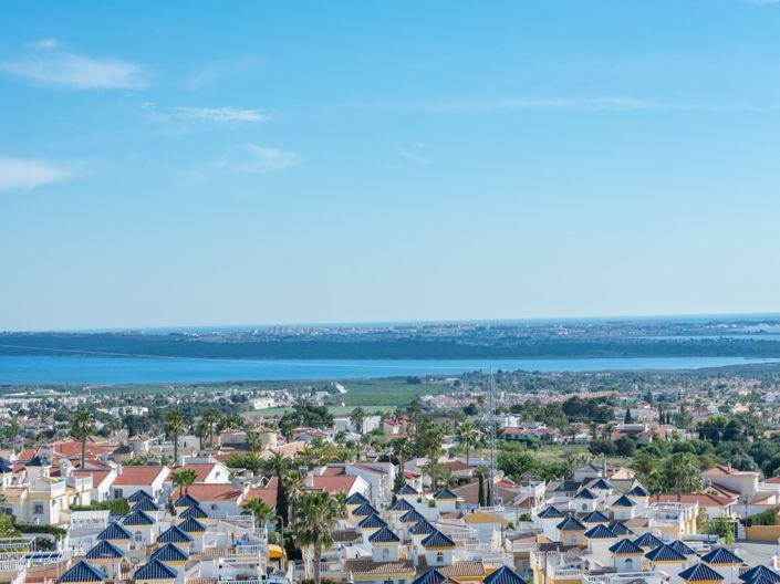 Image No.25-2 Bed Apartment for sale