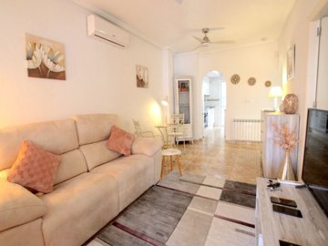 49425beautifullypresentedtwobedroomgardenapar