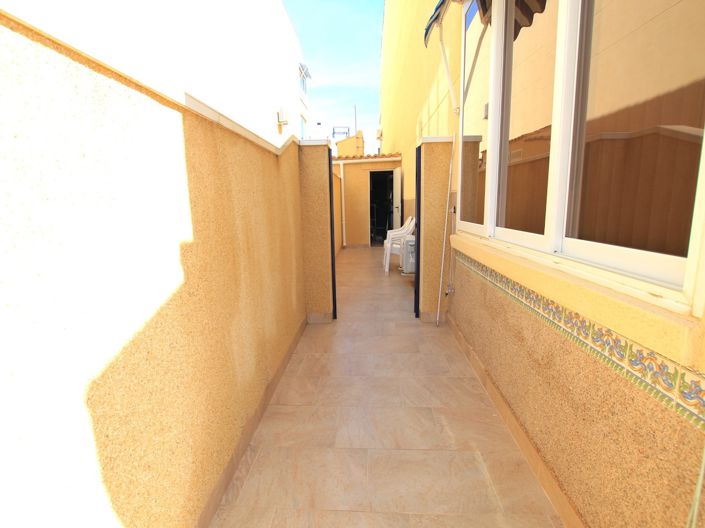 Image No.27-2 Bed Apartment for sale