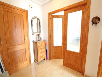 49427amazinglyspaciousthreebedroomvillageapar