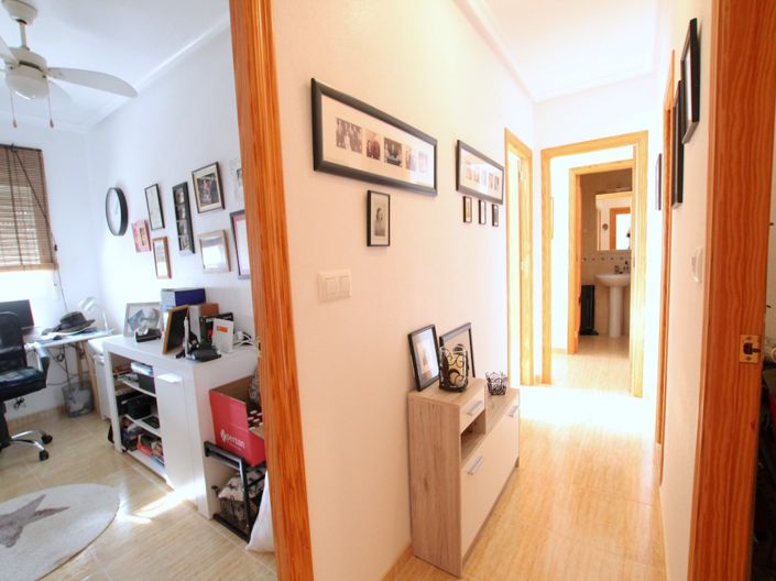 Image No.24-3 Bed Apartment for sale