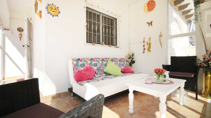 Image No.23-2 Bed Townhouse for sale