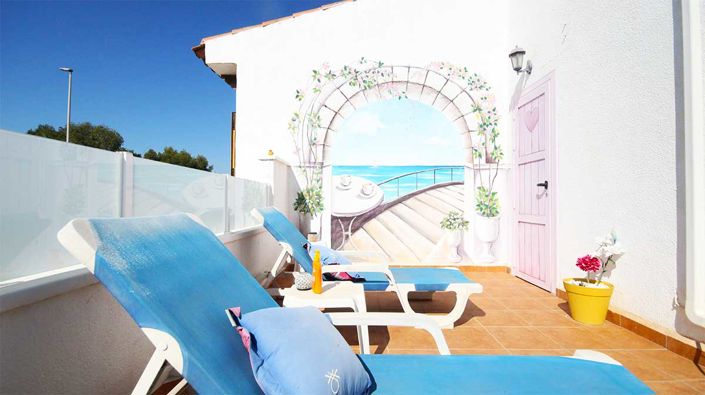 Image No.25-2 Bed Townhouse for sale