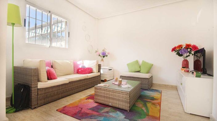 Image No.4-2 Bed Townhouse for sale