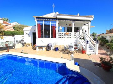 49429charmingthreebedroomdetachedvillaincentr