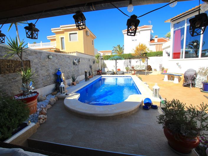 Image No.11-3 Bed Villa for sale