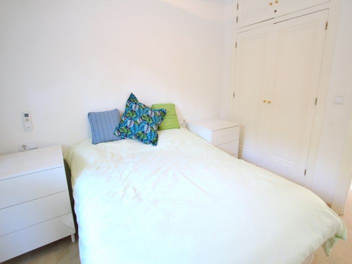 Image No.22-2 Bed Apartment for sale