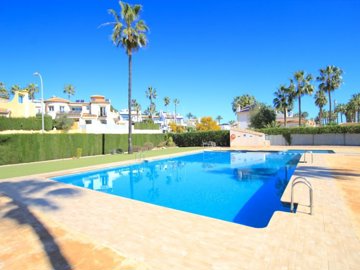 49428fabuloustwobedroomgardenapartmentinresri