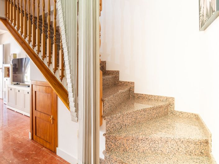 Image No.17-3 Bed Townhouse for sale