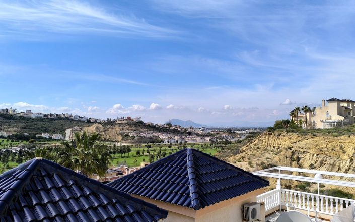 Image No.29-2 Bed Townhouse for sale