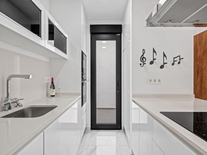 Image No.17-3 Bed Villa for sale