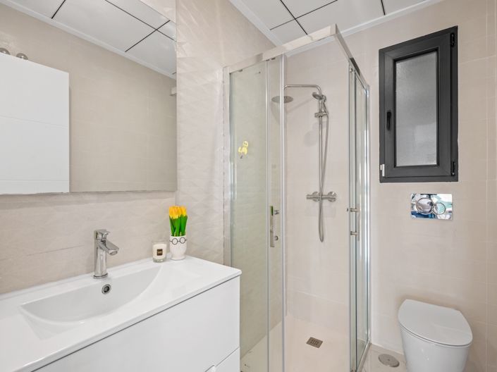 Image No.19-3 Bed Villa for sale