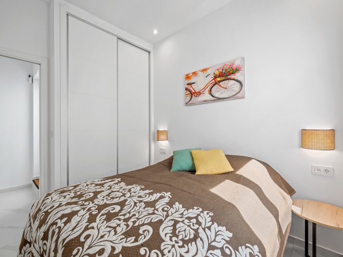 Image No.20-3 Bed Villa for sale