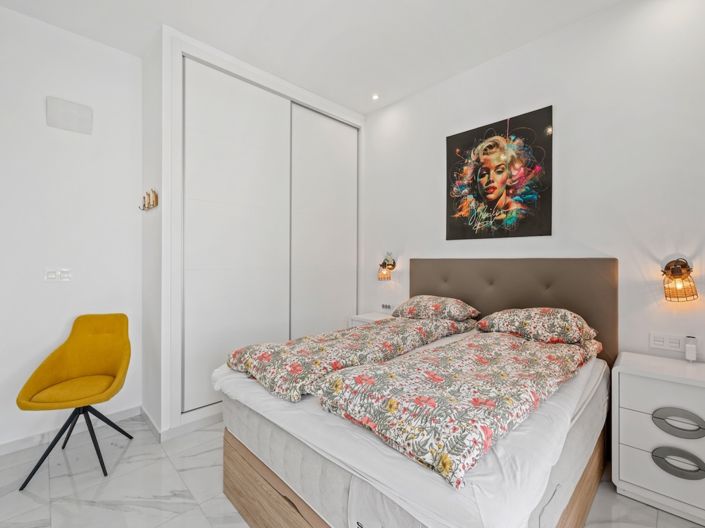 Image No.25-3 Bed Villa for sale