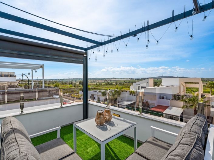 Image No.29-3 Bed Villa for sale