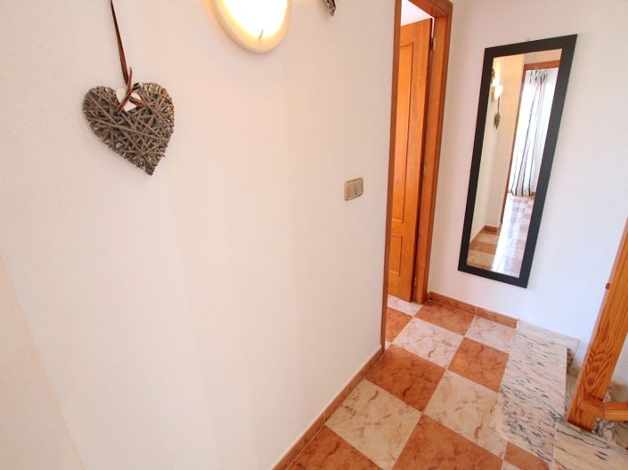 Image No.20-2 Bed Townhouse for sale