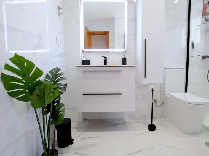 Image No.28-2 Bed Townhouse for sale