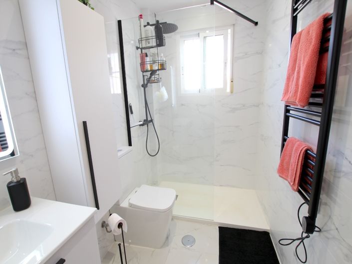 Image No.30-2 Bed Townhouse for sale