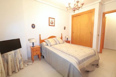 494473rdfloorapartmentintorrevieja24032612565